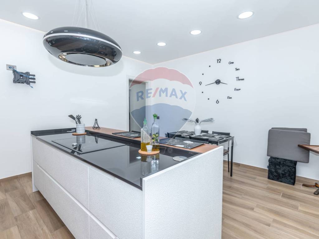 Appartamento a Carlentini in Via Don Luigi Sturzo, 1 - Foto 2