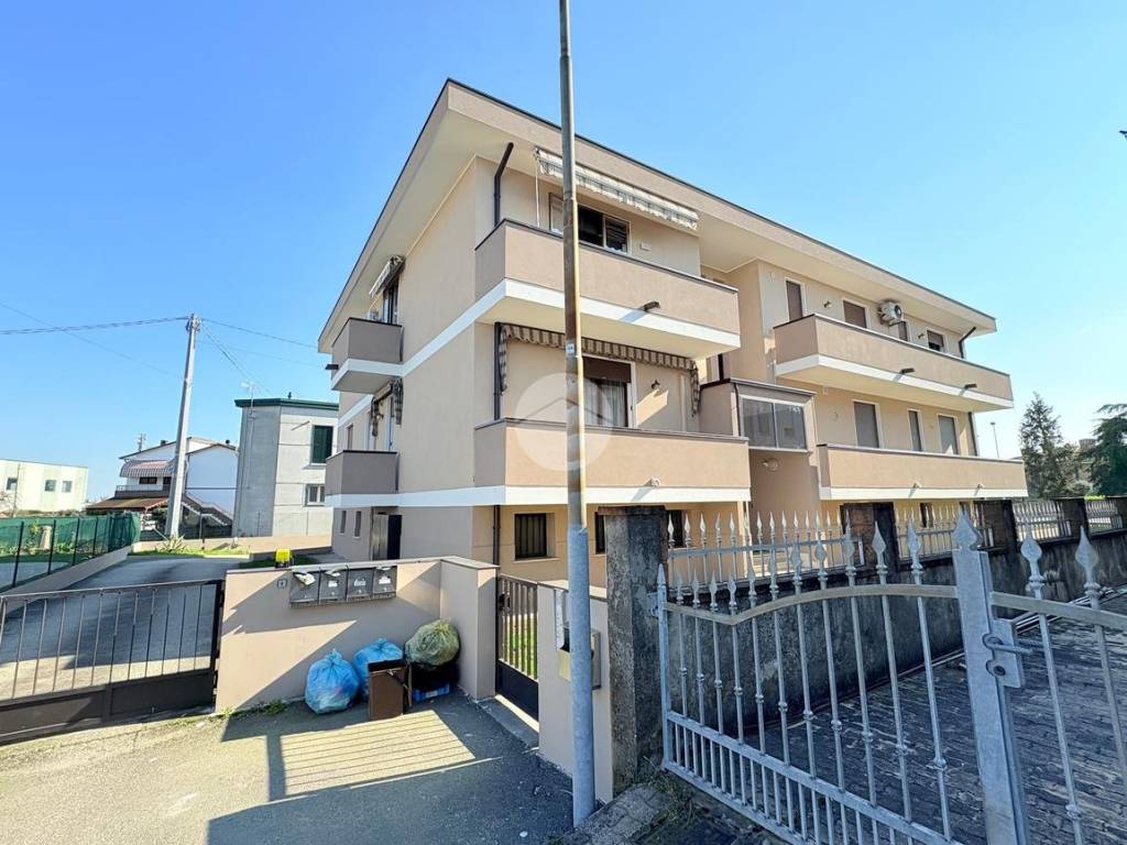 Appartamento a Lusia in APPARTAMENTO VIA RAFFAELLO SANZIO, 1 - Foto 2