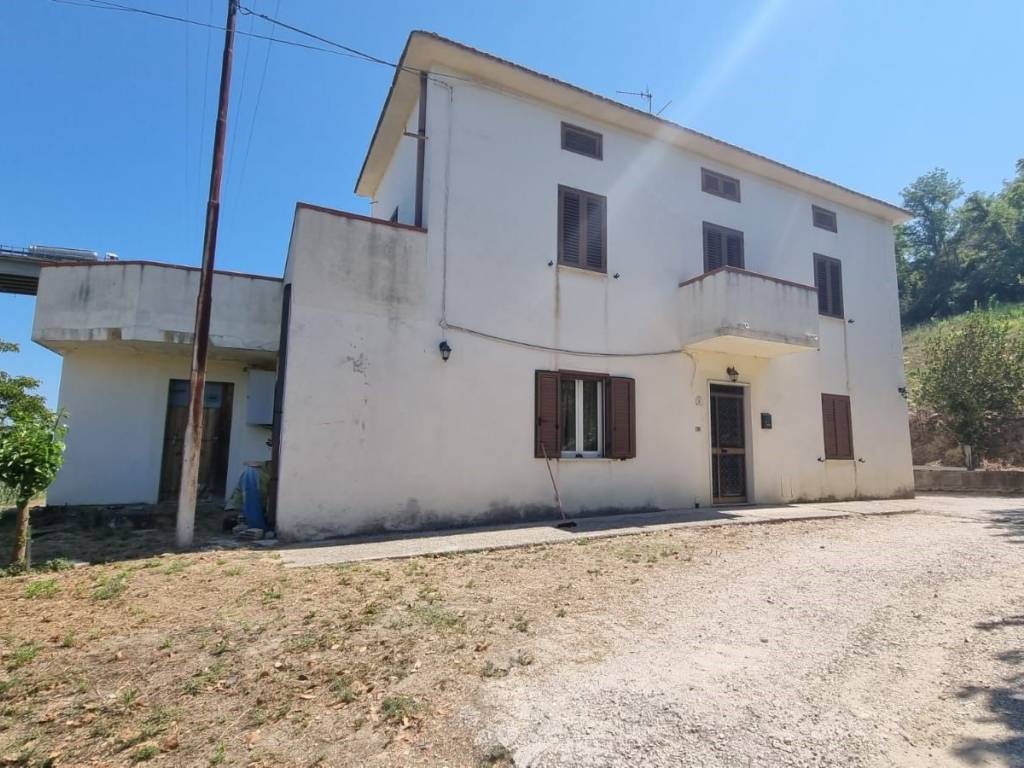 Casa indipendente a Miglianico in Contrada Valle Sant'Angelo, 8 - Foto 2