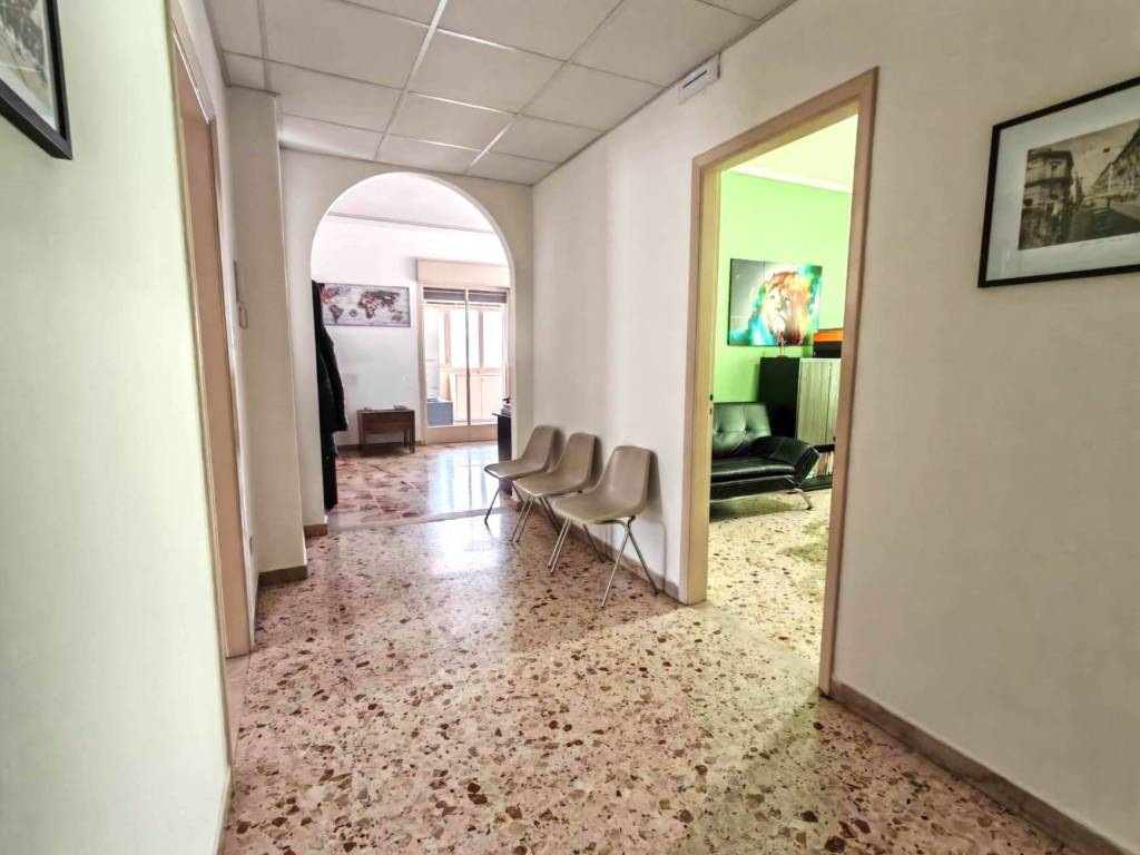 Appartamento a Catania in Via Eleonora d'Angiò, 91 - Foto 4