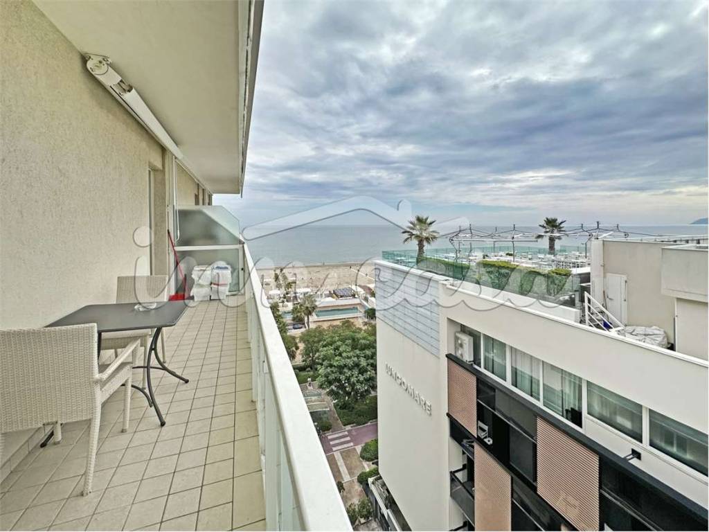 Appartamento a Riccione in Viale Milano, 9 - Foto 2