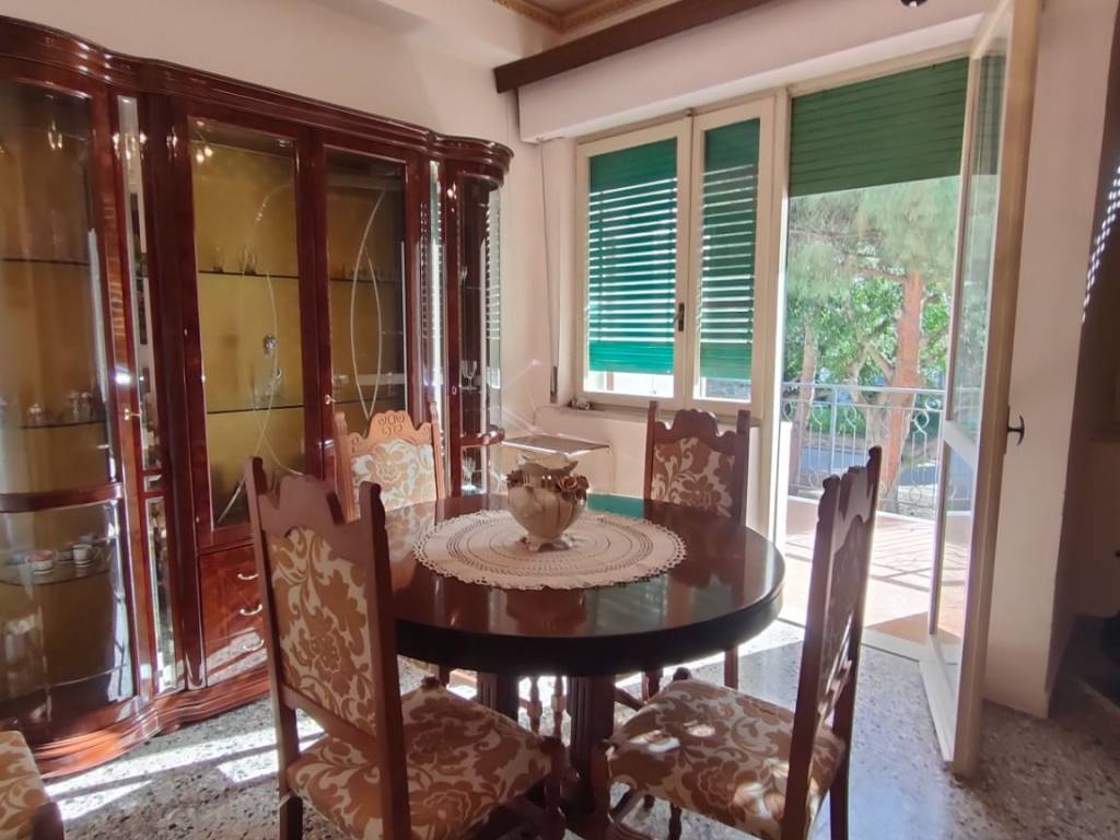 Appartamento a Reggio calabria in Via Sbarre Inf. Ina Casa Gruppo a Valle - Foto 2