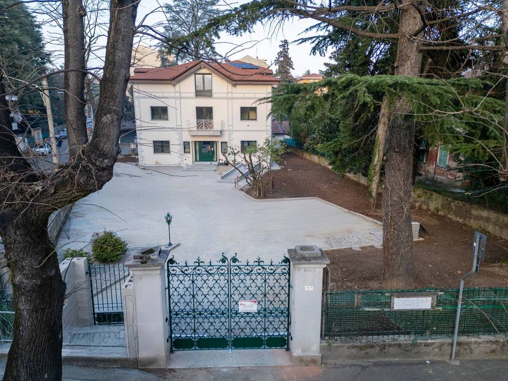 Appartamento a Tradate in Corso Ingegner Paolo Bernacchi, 117 - Foto 2