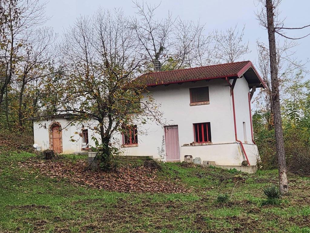 Casa indipendente a Ceva in Strada Mazzarelli Ciselle - Foto 2