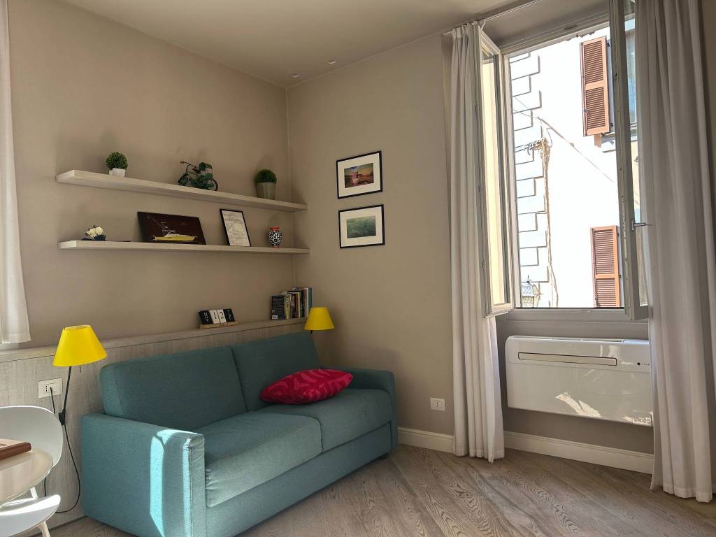 Appartamento a Lecco in Via Camillo Benso di Cavour - Foto 3