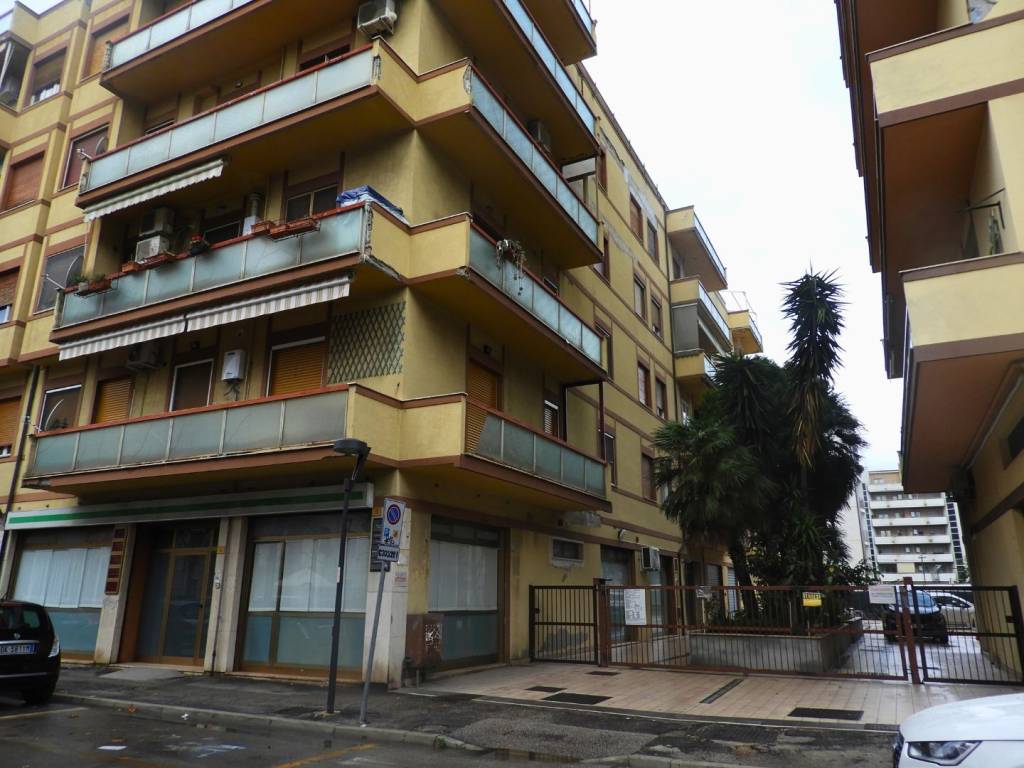 Appartamento a Pescara in Via Tibullo, 40 - Foto 2