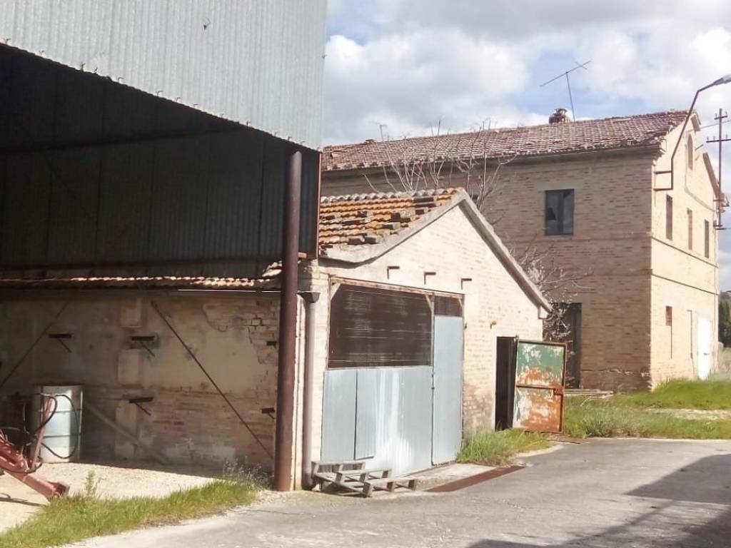 Villa a Jesi in Via Piandelmedico, 74 - Foto 3