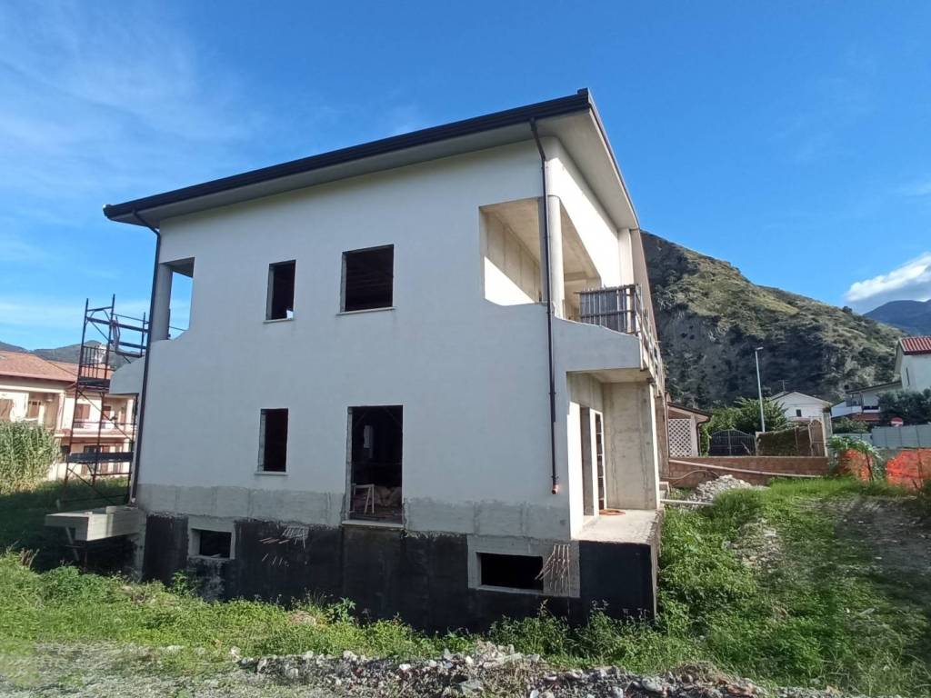Villa a Fiumefreddo bruzio in Via FIUME DI MARE, 1 - Foto 4