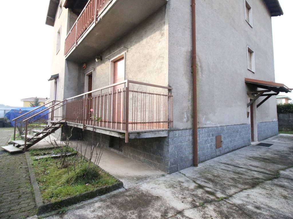 Appartamento a Caronno pertusella in Vicolo Gradisca, 51 - Foto 5