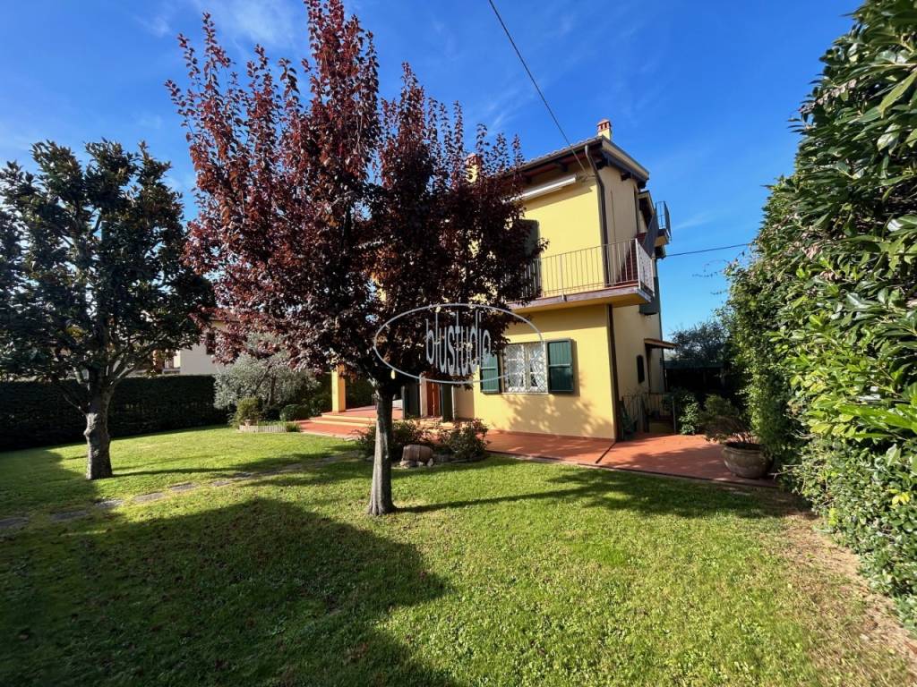 Villa a Castelfranco piandisco in Viale Alcide De Gasperi, 28 - Foto 5