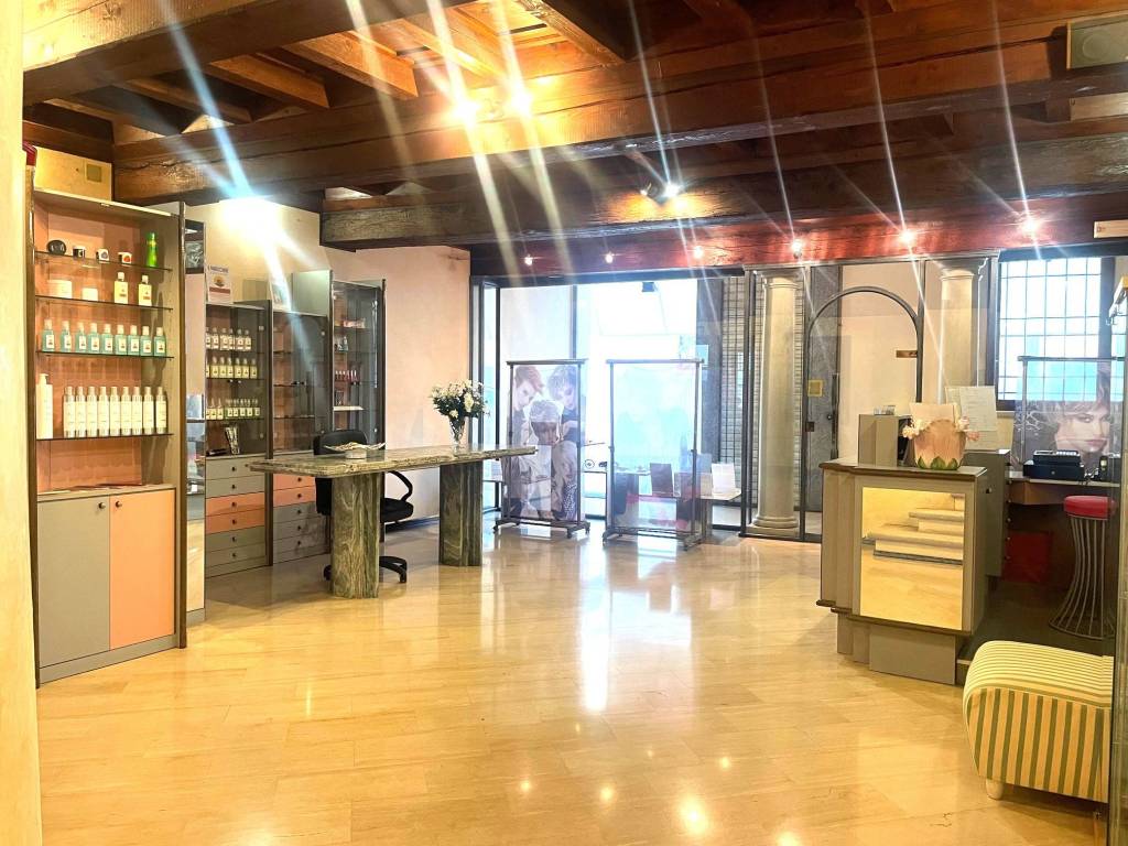 Appartamento a Mantova in Via Fratelli Bandiera, 26 - Foto 4