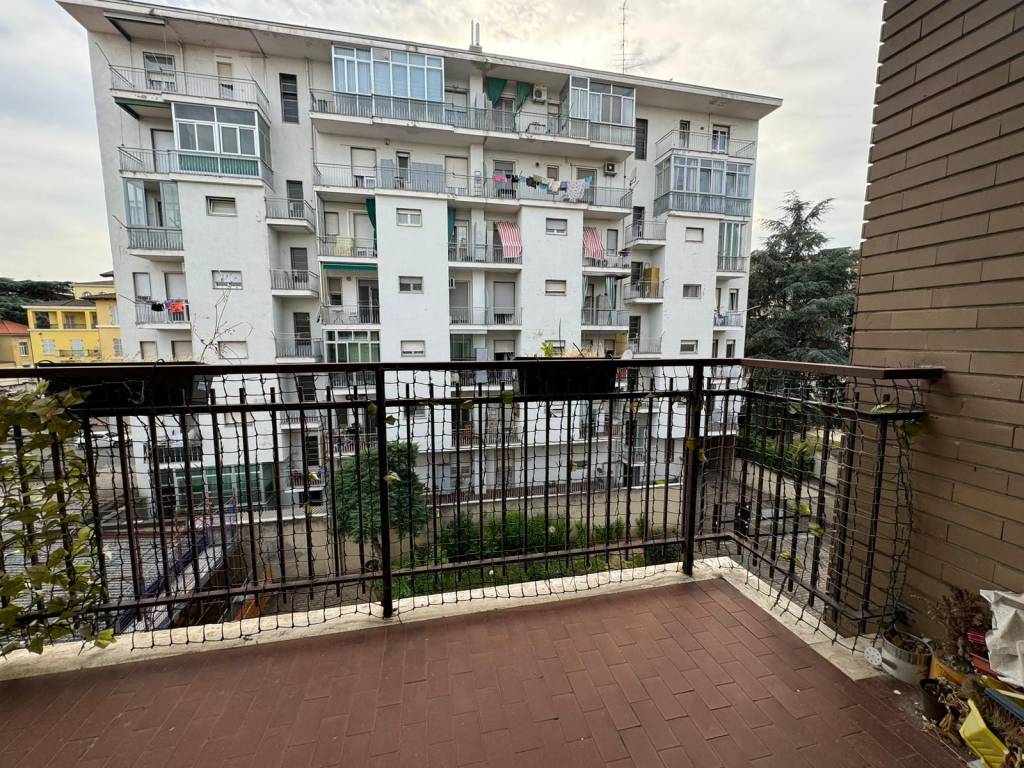 Appartamento a Alessandria in Via Roberto Ardigò - Foto 3