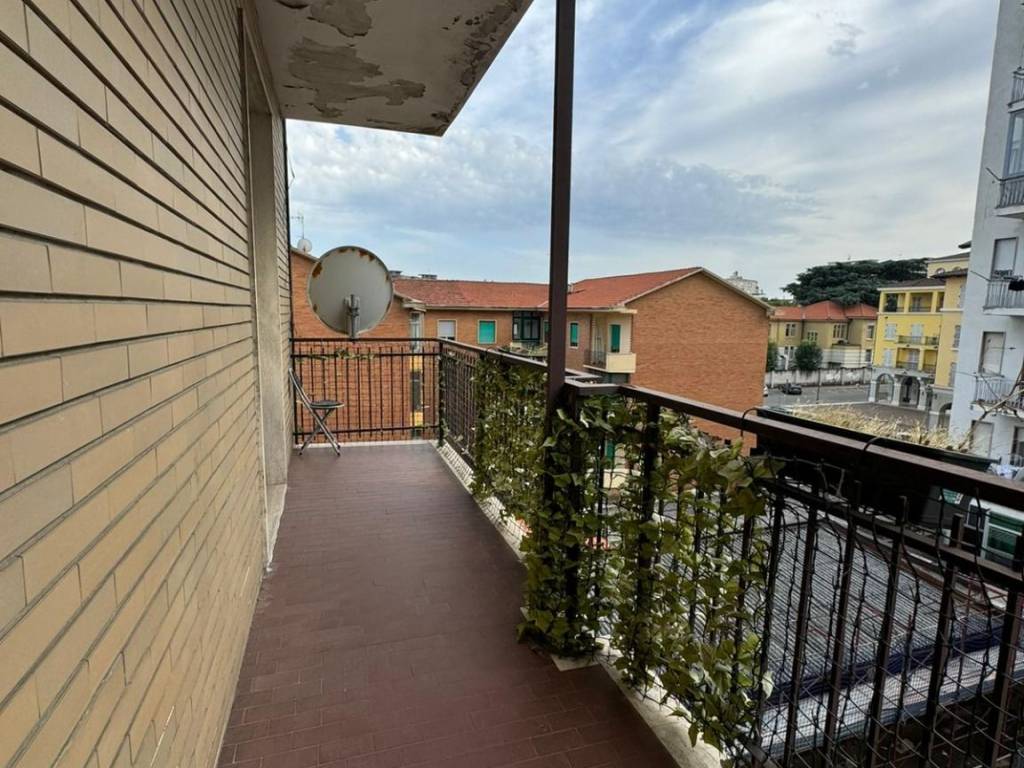 Appartamento a Alessandria in Via Roberto Ardigò - Foto 4