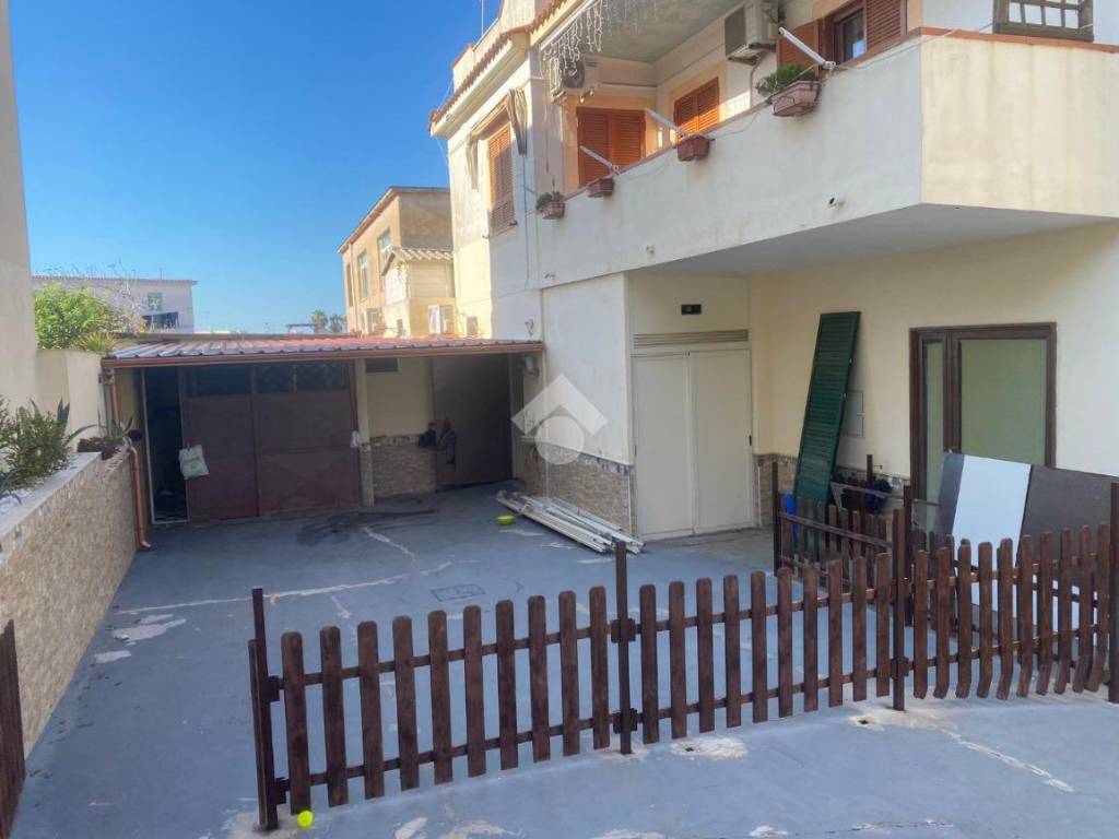 Immobile a Bacoli in Via Svetonio, 15 - Foto 1