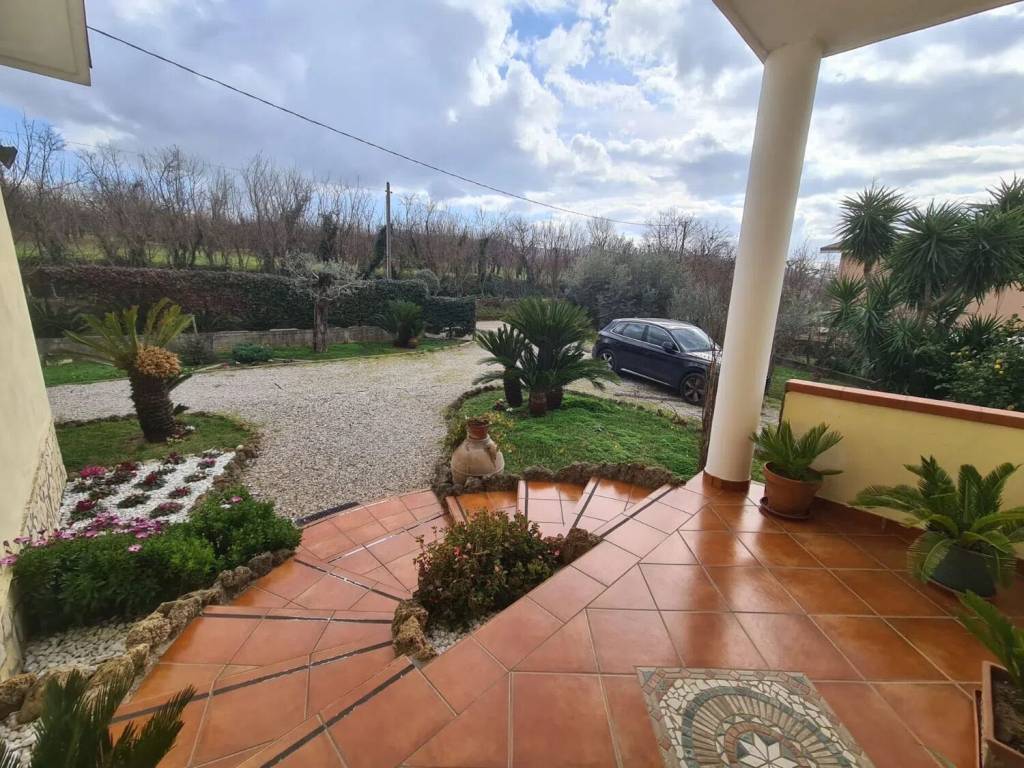 Villa a Giffoni sei casali in Via Vigna S.N.C. - Foto 3