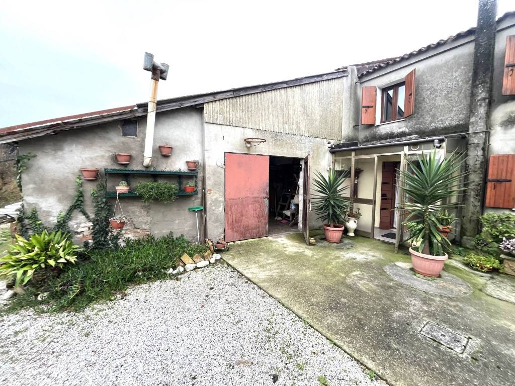 Villa a San martino di venezze in Via Contea Bassa, 156 - Foto 3