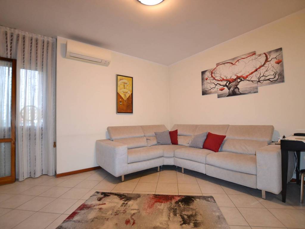 Appartamento a Pordenone in Via Chiesa di Rorai - Foto 4