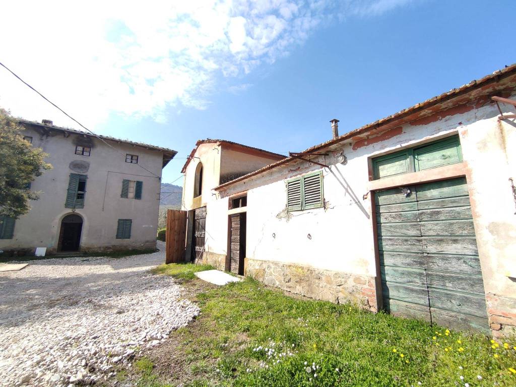 Villa a Serravalle pistoiese in Via San Giusto - Foto 2