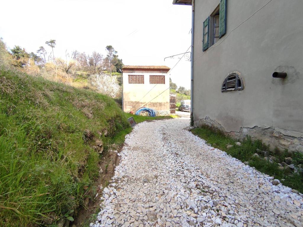 Villa a Serravalle pistoiese in Via San Giusto - Foto 5