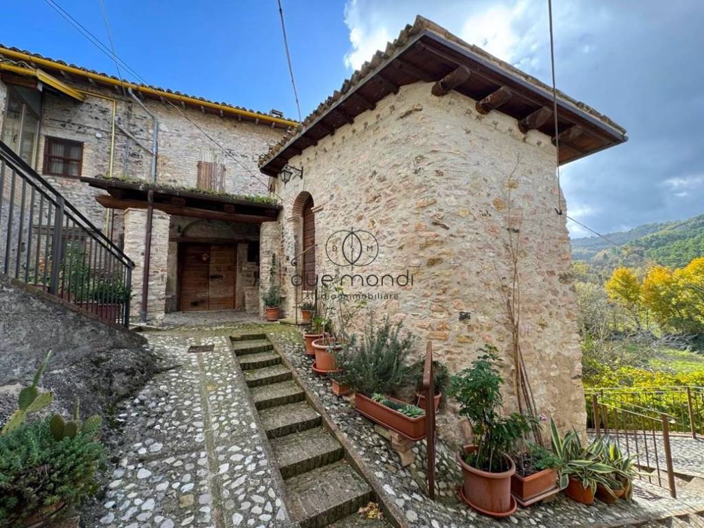 Rustico / casale a Spoleto in Località Arezzo, 6 - Foto 2