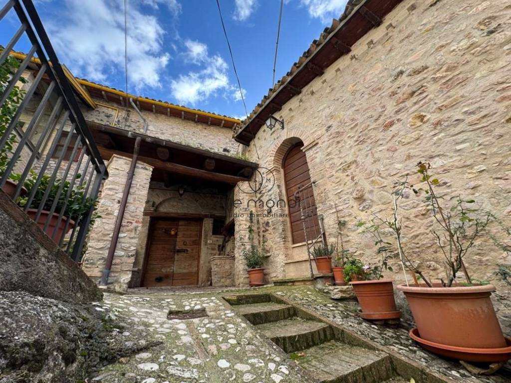 Rustico / casale a Spoleto in Località Arezzo, 6 - Foto 3