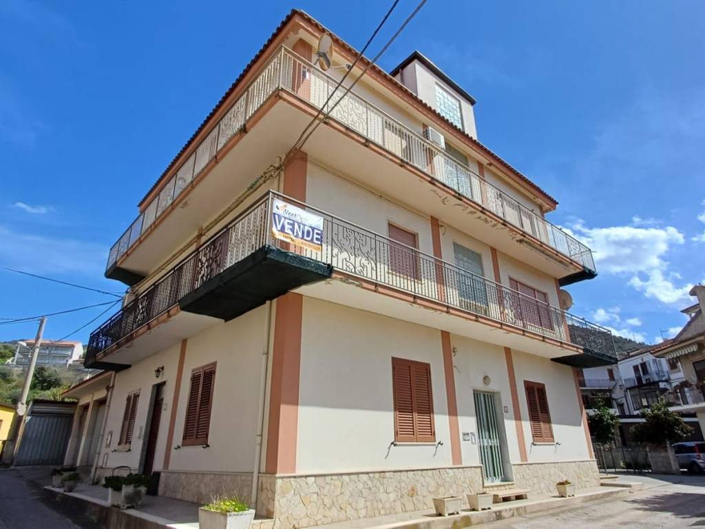 Appartamento a Capo d'orlando in Contrada Piscittina - Foto 2