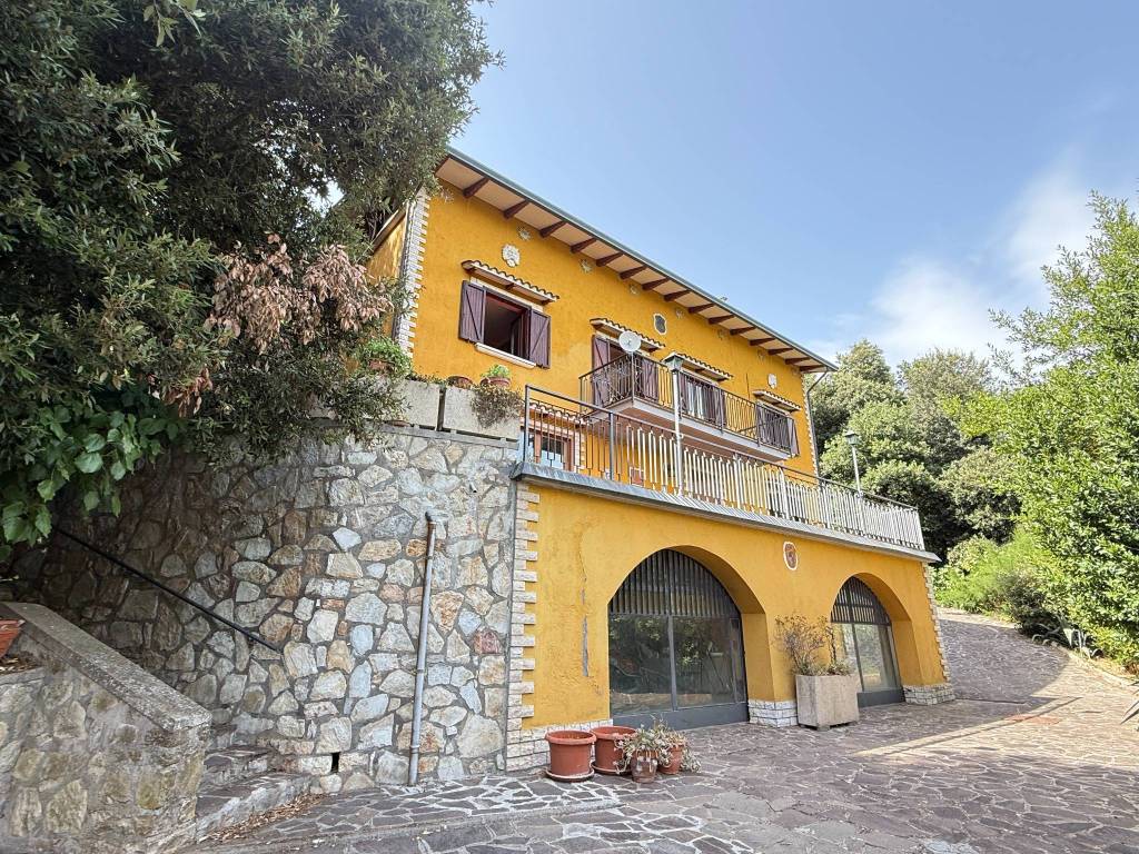 Villa a Perugia in Strada Fontana la Trinità - Foto 4