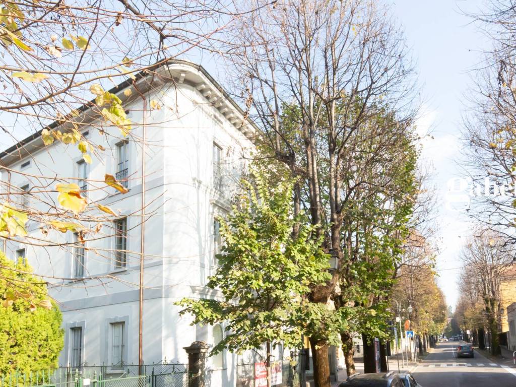Appartamento a Merate in Viale Lombardia, 18 - Foto 2