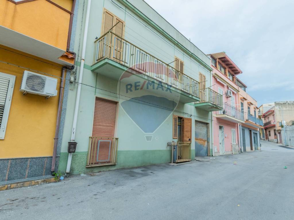 Casa indipendente a Noto in Via Francesco Bonatelli, 12 - Foto 2