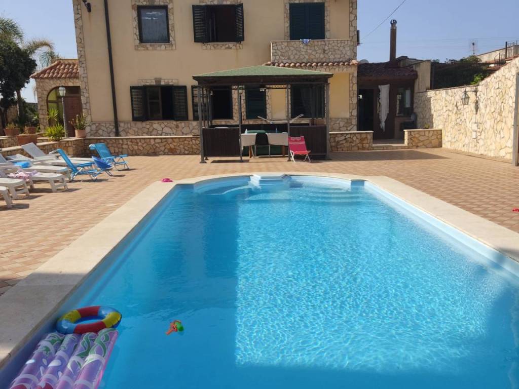 Villa a Carini in Lungomare Cristoforo Colombo, 933 - Foto 3