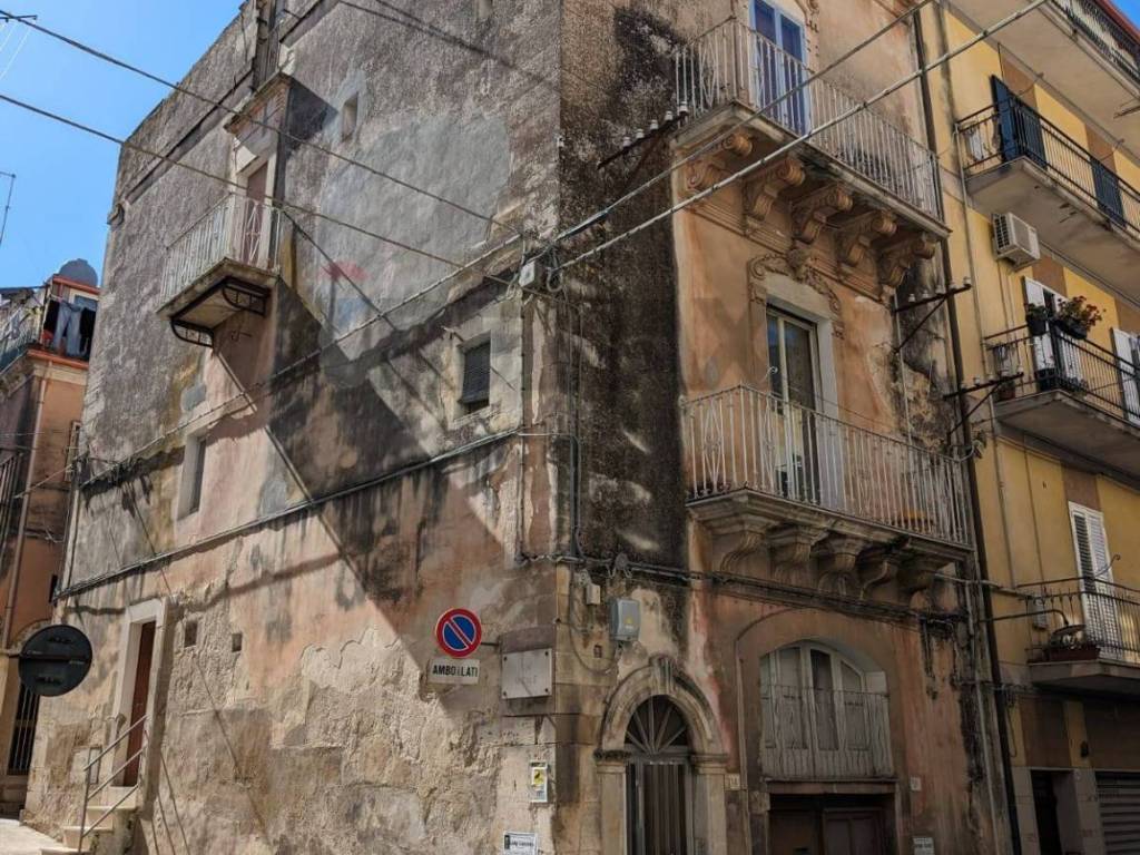 Casa indipendente a Ragusa in via garibaldi, 114 - Foto 2