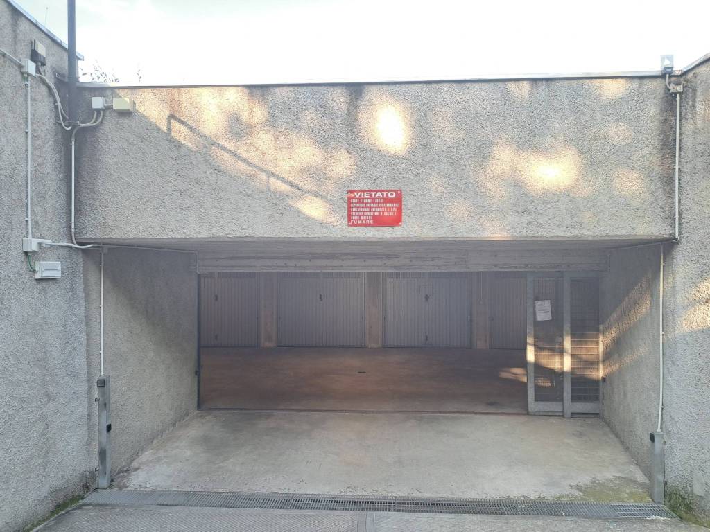 Box / garage a Saronno in Via Leonardo da Vinci - Foto 4