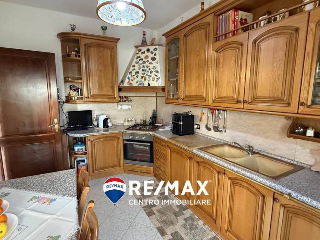 Appartamento a Arcisate in Via degli Isarci - Foto 4
