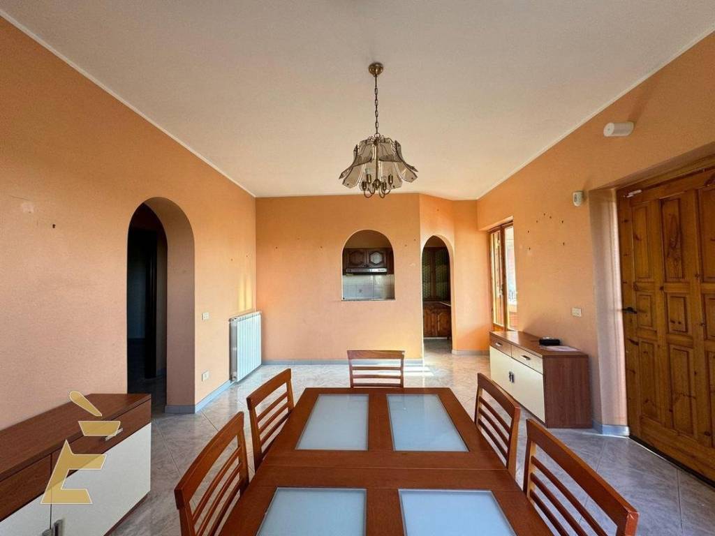 Villa a Aprilia in Via Tammaro, 6 - Foto 4