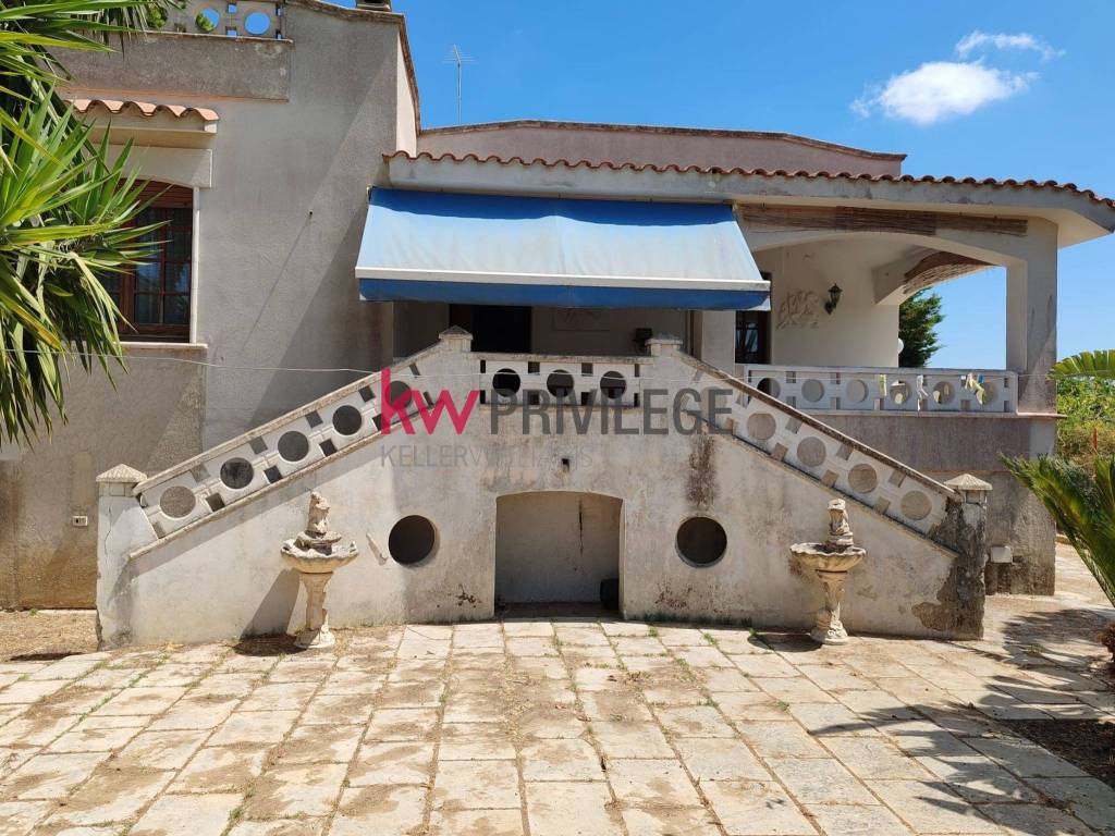 Villa a Brindisi in Strada per Tuturano - Foto 4