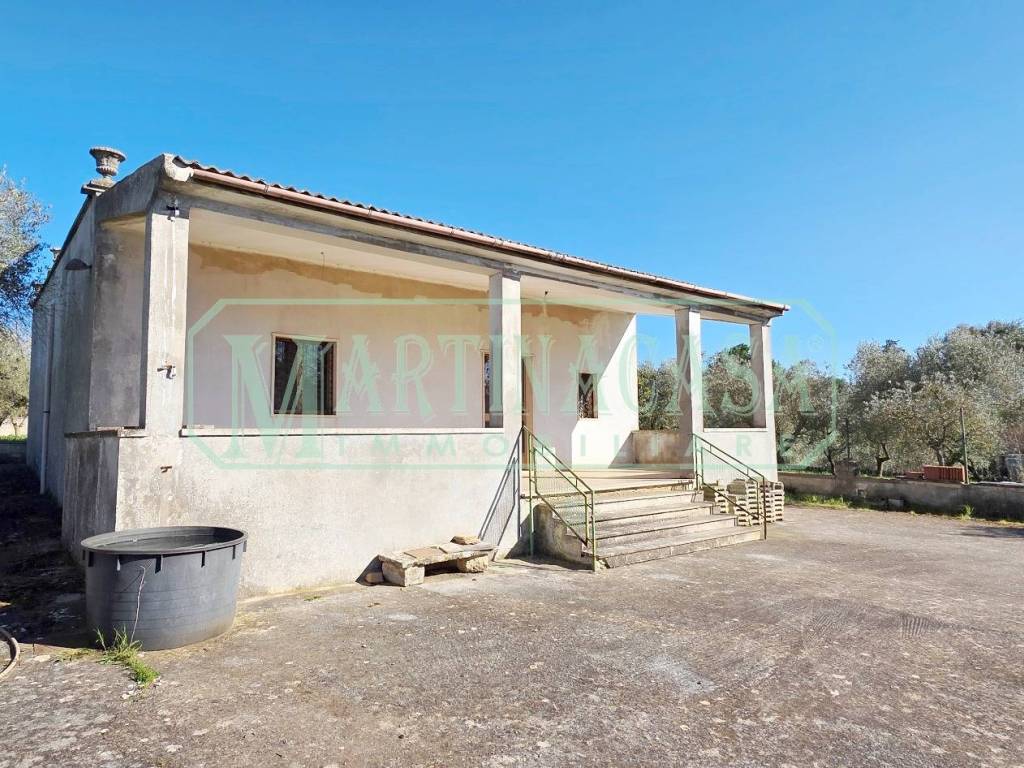 Villa a Martina franca in Strada Vitosa Zona F - Foto 3