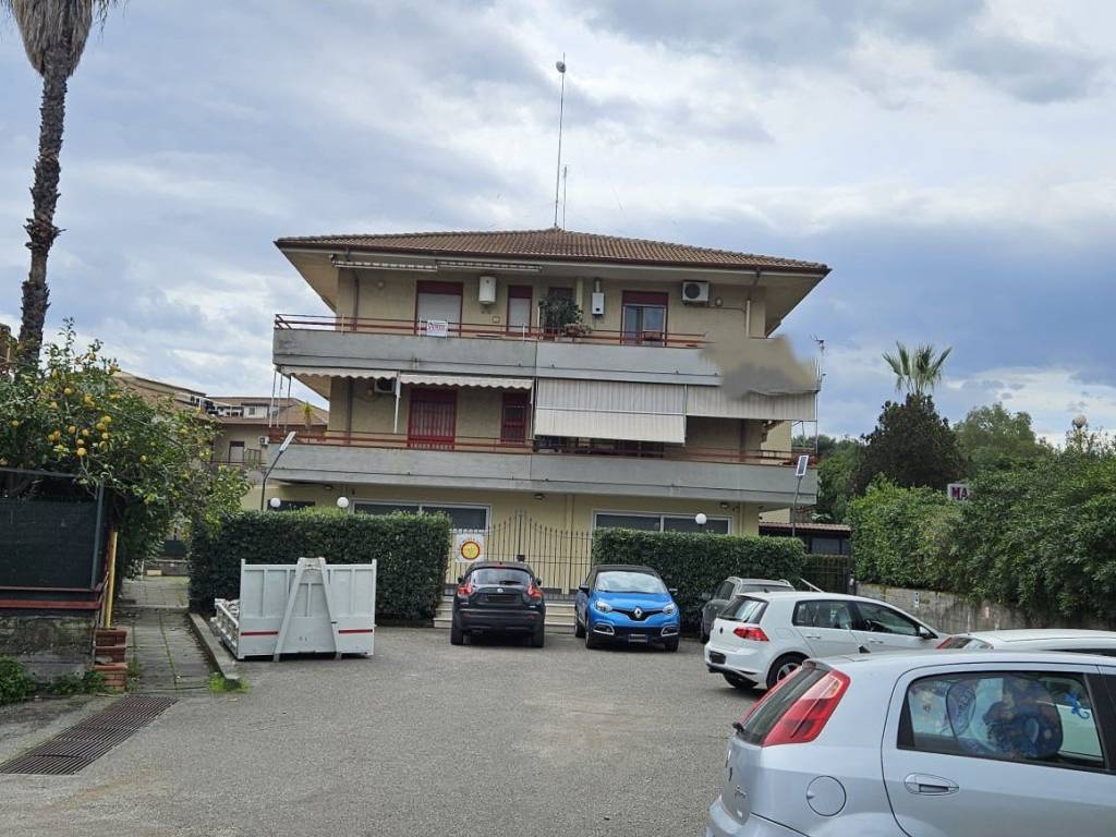 Appartamento a Taormina in Via Ruggero Leoncavallo, 1 - Foto 2