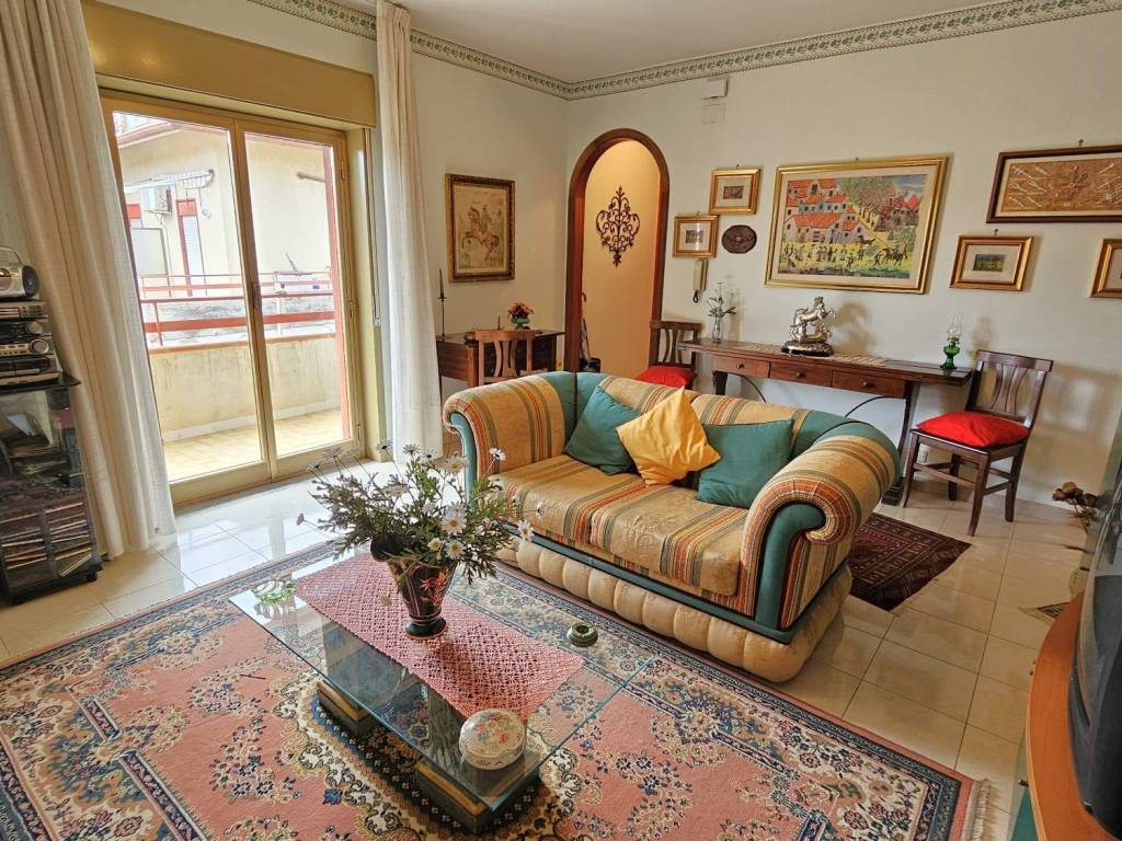 Appartamento a Taormina in Via Ruggero Leoncavallo, 1 - Foto 4