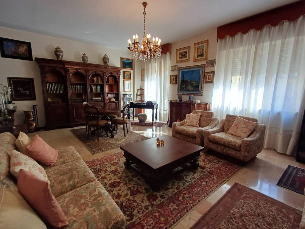 Appartamento a Vercelli in Corso Mario Abbiate, 8 - Foto 2