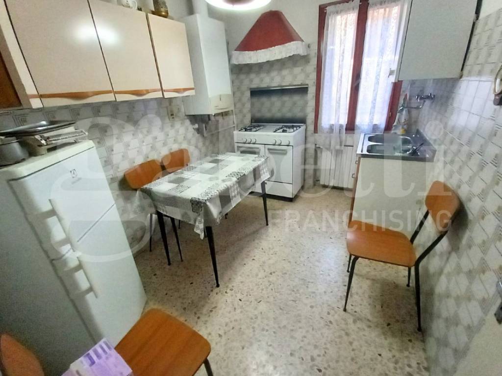 Casa indipendente a Chioggia in CHIOGGIA - FONDAMENTA CANAL LOMBARDO, 00 - Foto 2