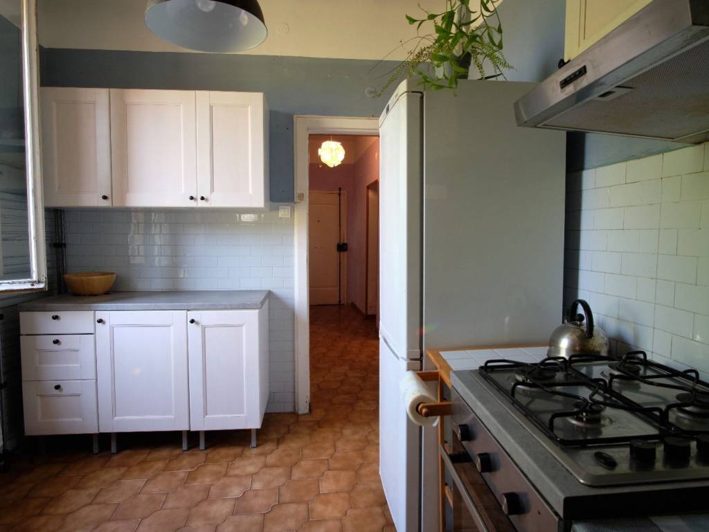 Appartamento a Perugia in Via Enrico Cialdini, 16 - Foto 4