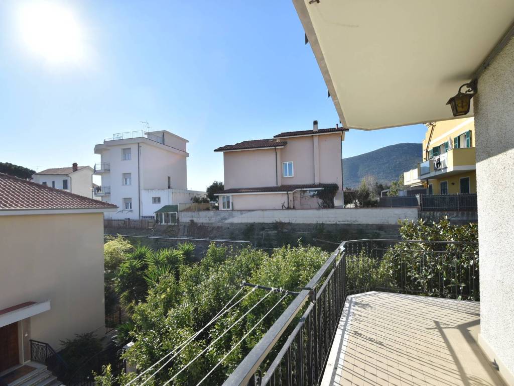 Appartamento a Borghetto santo spirito in Via Monviso - Foto 3