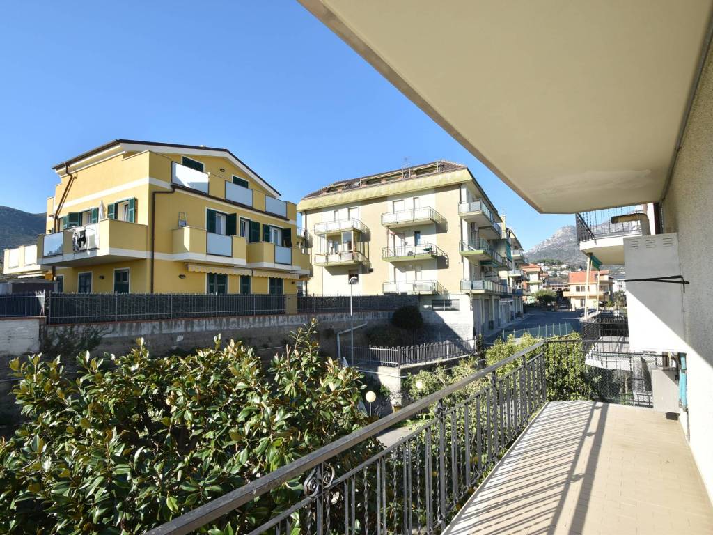 Appartamento a Borghetto santo spirito in Via Monviso - Foto 4