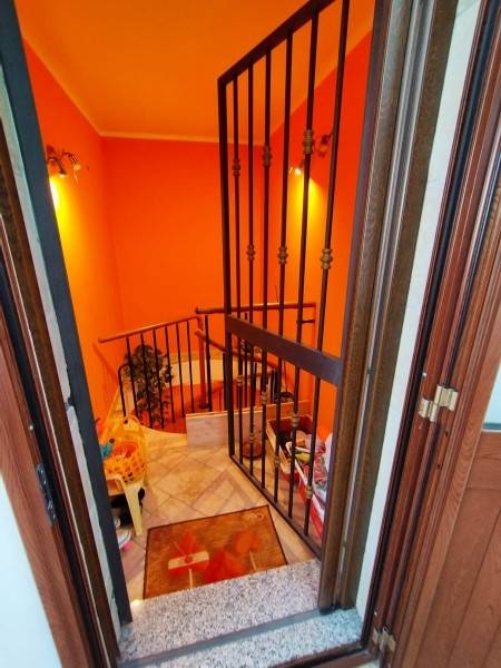 Casa indipendente a Solarino in Via Petrarca - Foto 2
