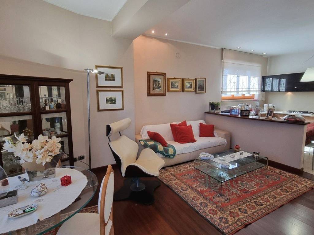 Villa a Sostegno in Strada per Sostegno, 30 - Foto 5
