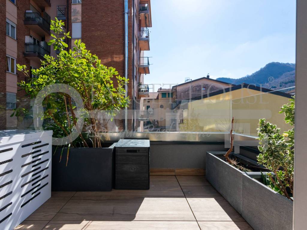 Appartamento a Como in Via Napo Torriani - Foto 5