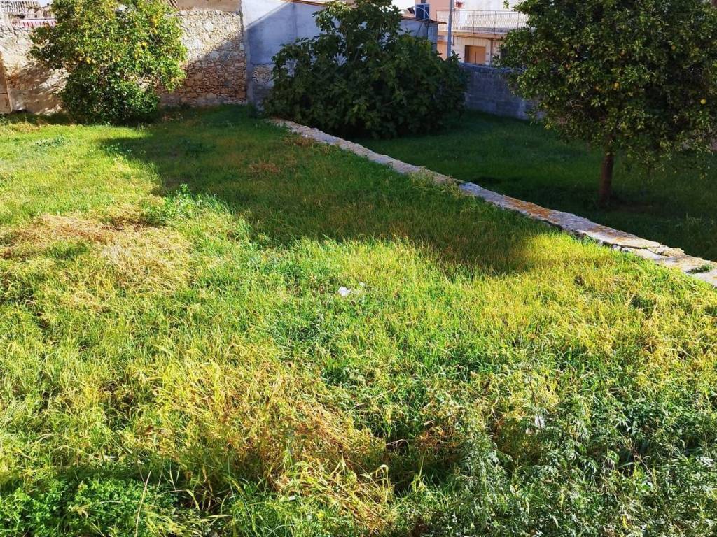 Terreno a Solarino in Via Puccini 18 /20 - Foto 4