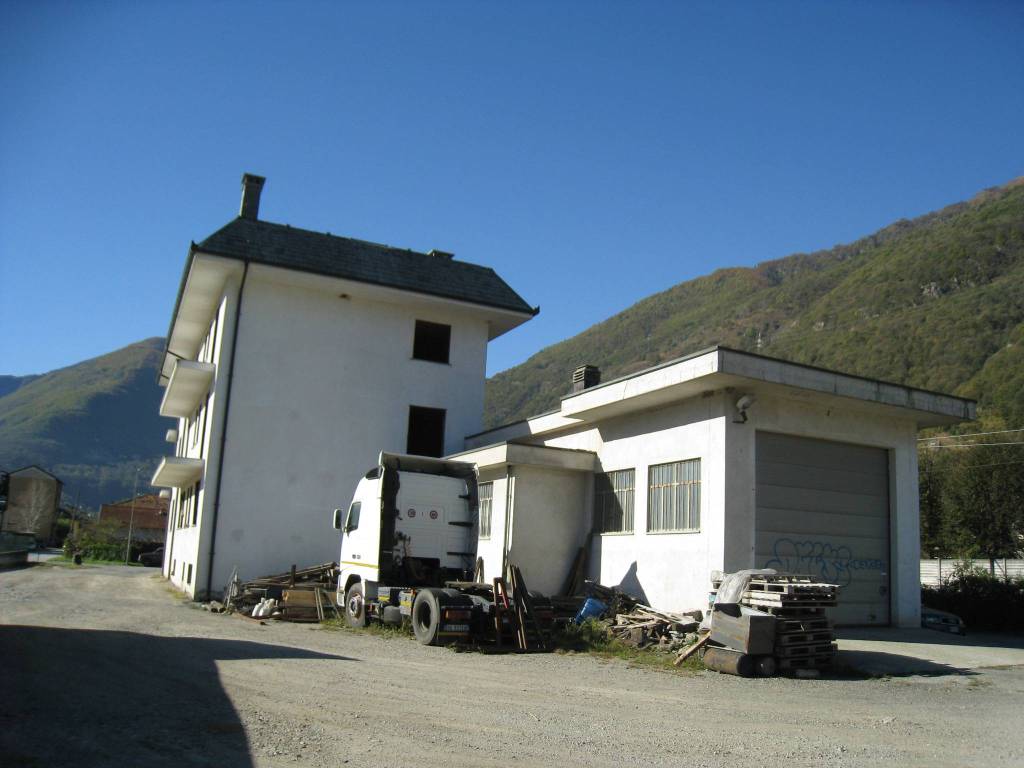 Palazzo / stabile a Villadossola in Via Domodossola, 37 - Foto 3