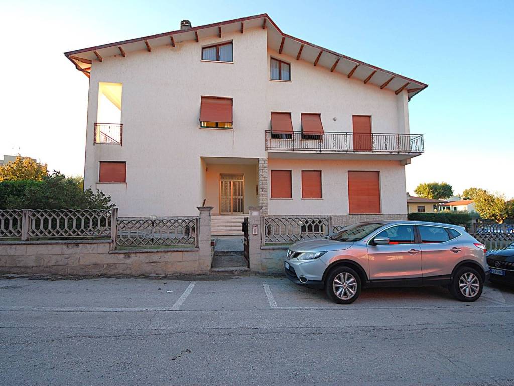 Villa a Bevagna in Viale Properzio - Foto 2