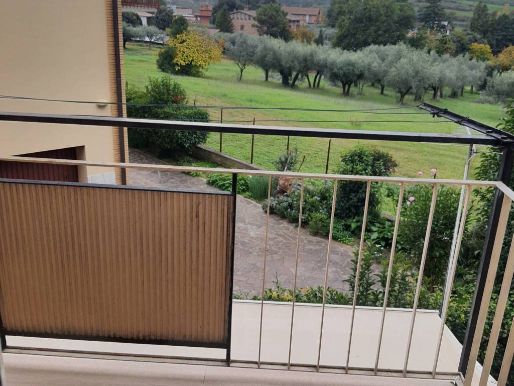 Appartamento a Perugia in Via Adelaide - Foto 3